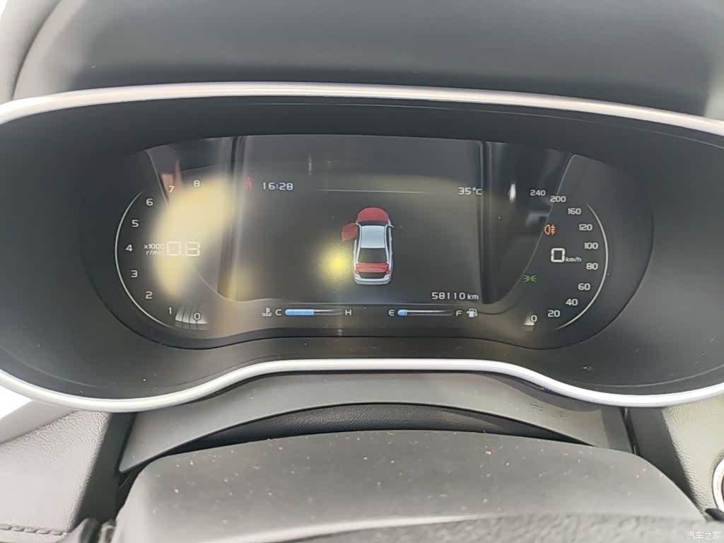 Geely Emgrand, 2018 12
