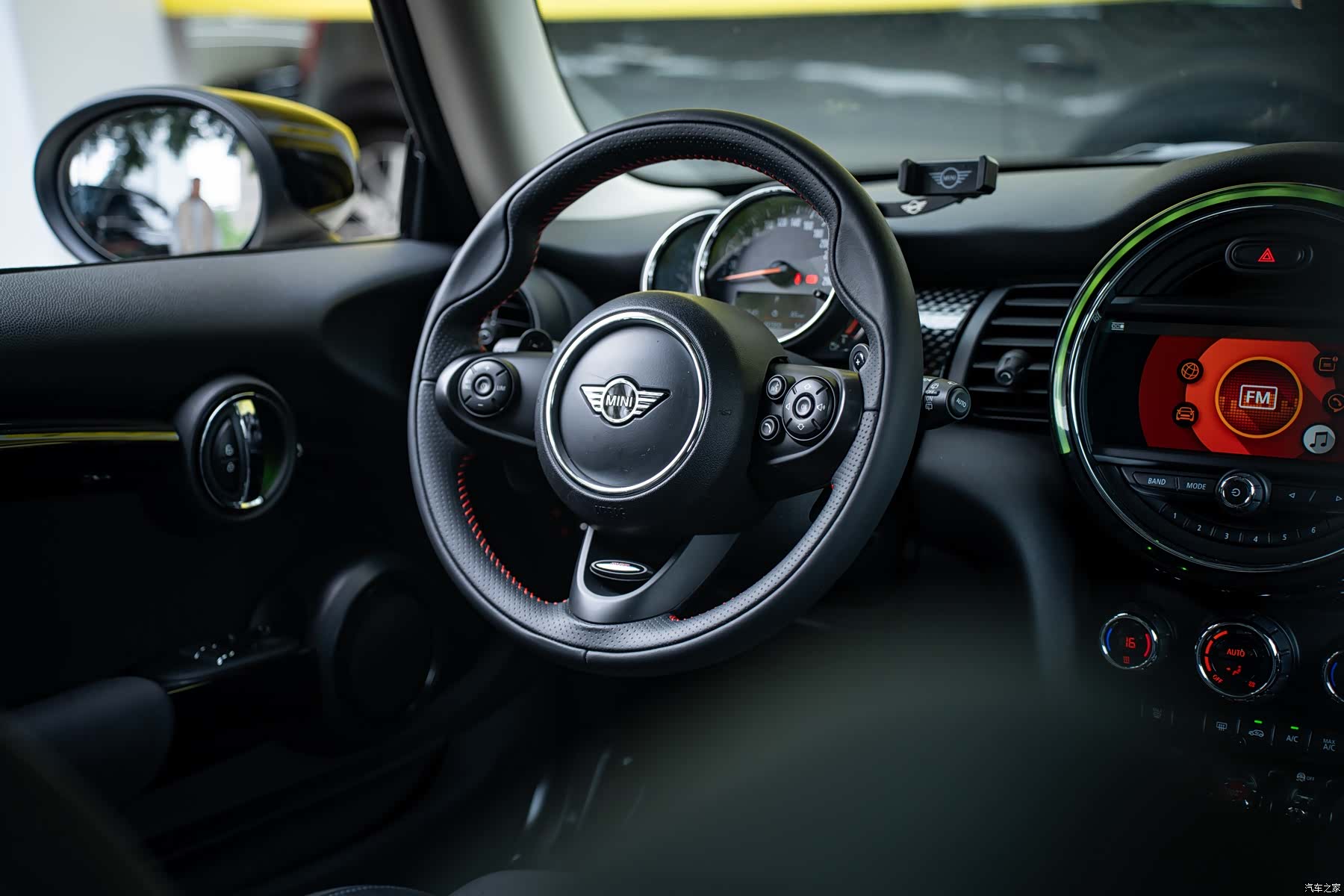 Mini Cooper, 2019 16