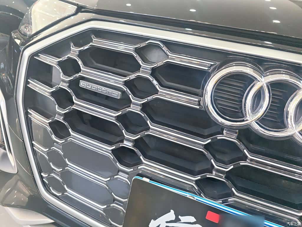 Audi Q5L, 2022 14