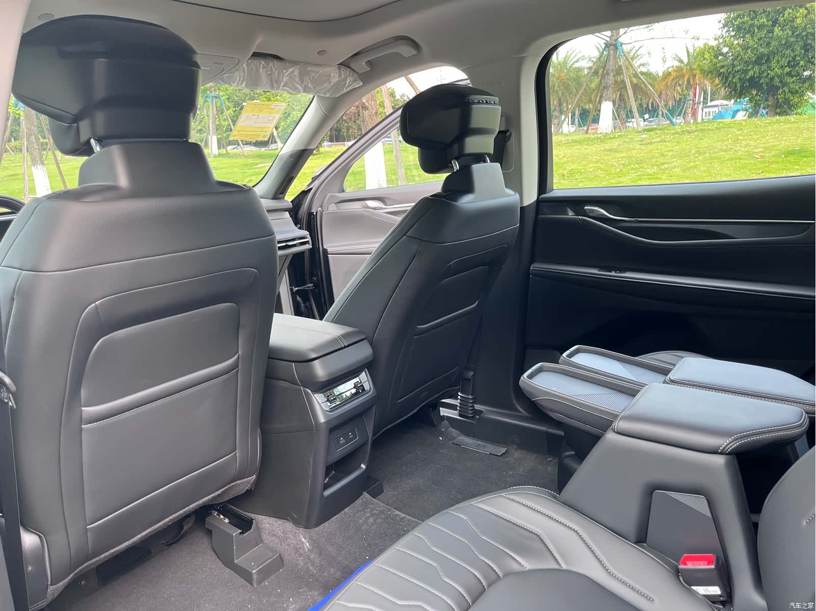 Ford Edge L, 2026 14