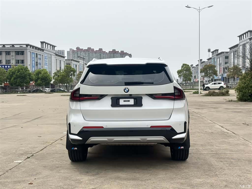 BMW X1, 2025 23