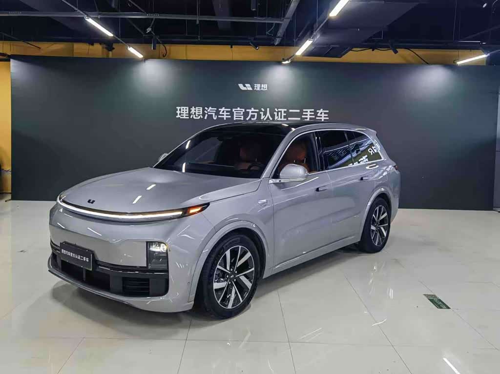 Li Auto L8