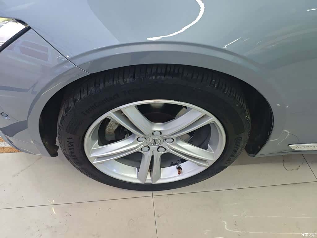 Volvo S90, 2017 23