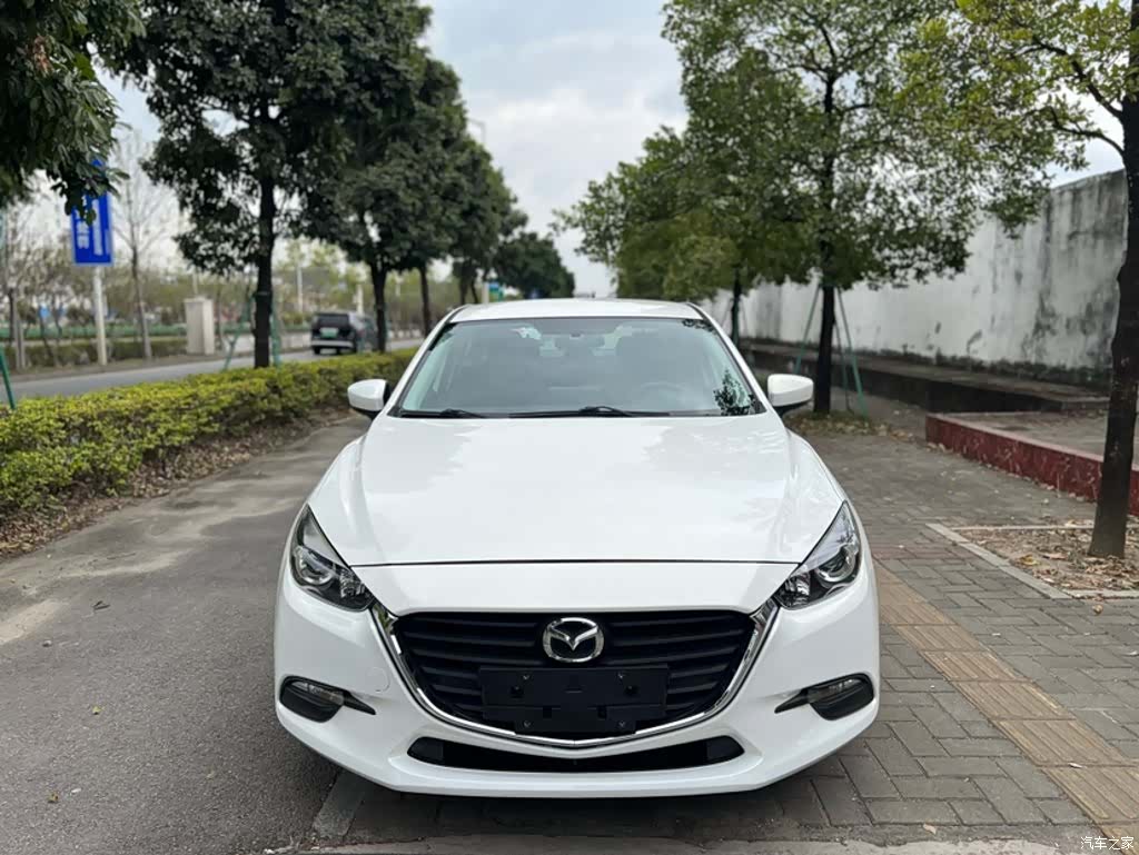 Mazda Mazda3, 2018 25