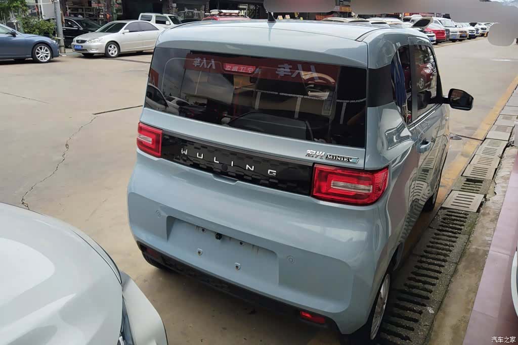 Wuling MINIEV, 2021 3