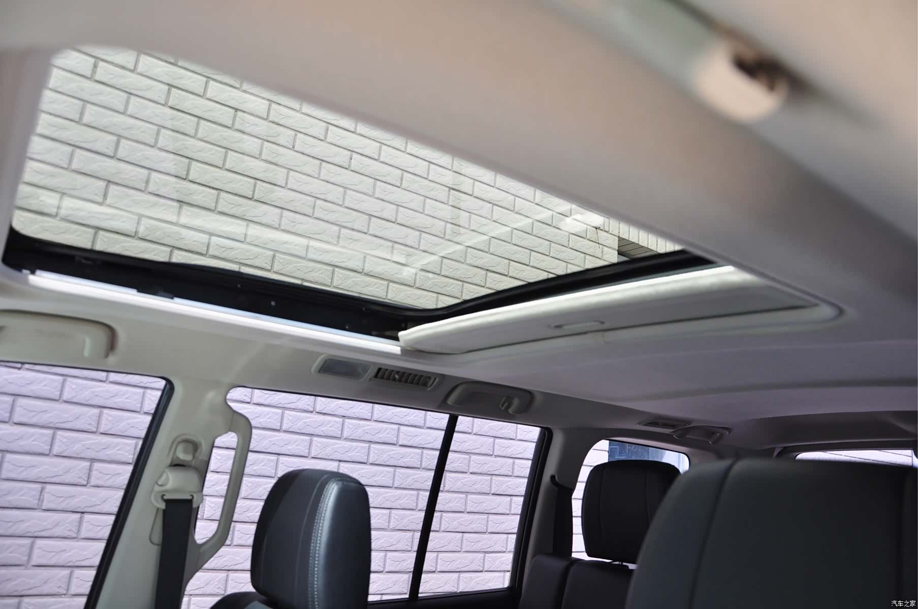 Mitsubishi Pajero, 2020 13
