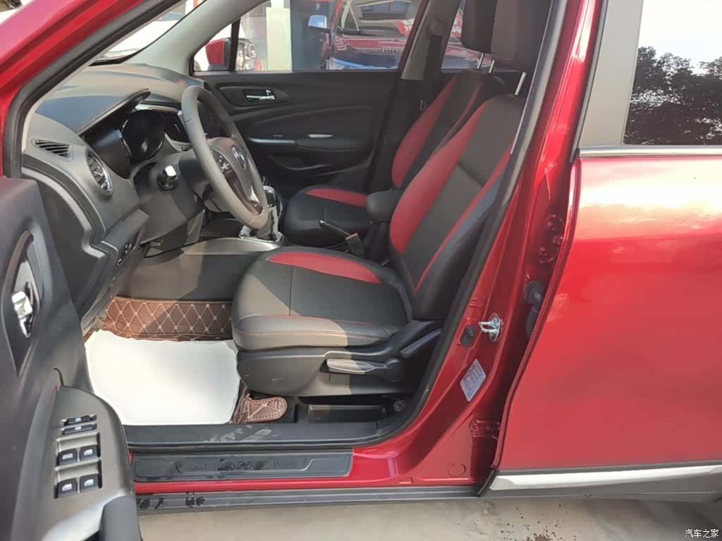 Changan CS15, 2018 15