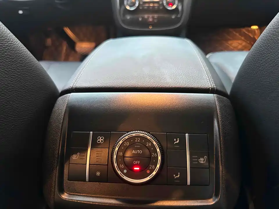 Mercedes-Benz R-class