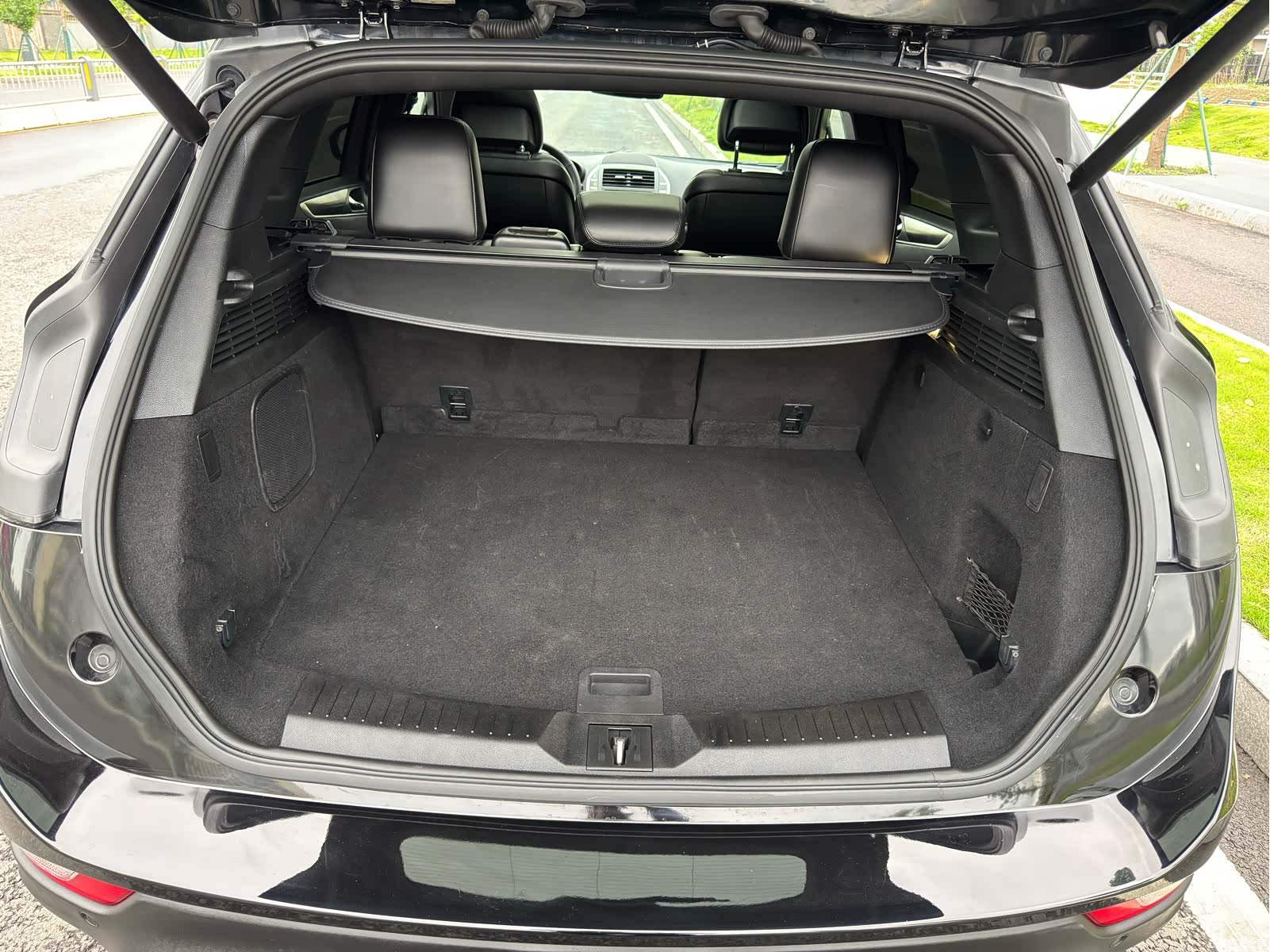 Lincoln MKC, 2018 12