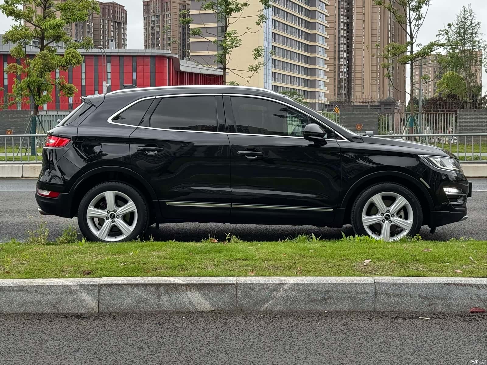 Lincoln MKC, 2018 14