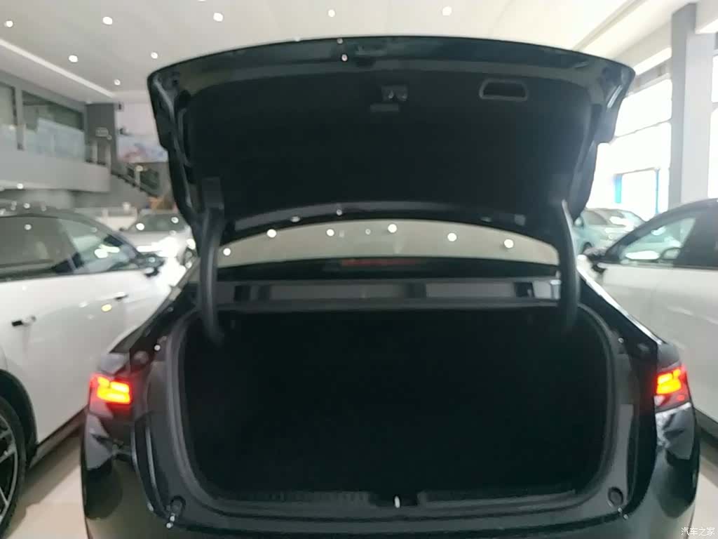 Xpeng P5, 2023 15