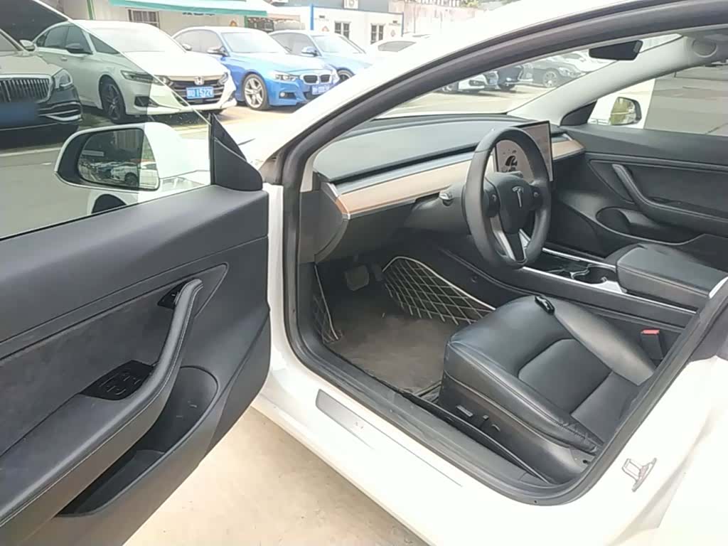 Tesla Model 3, 2020 16