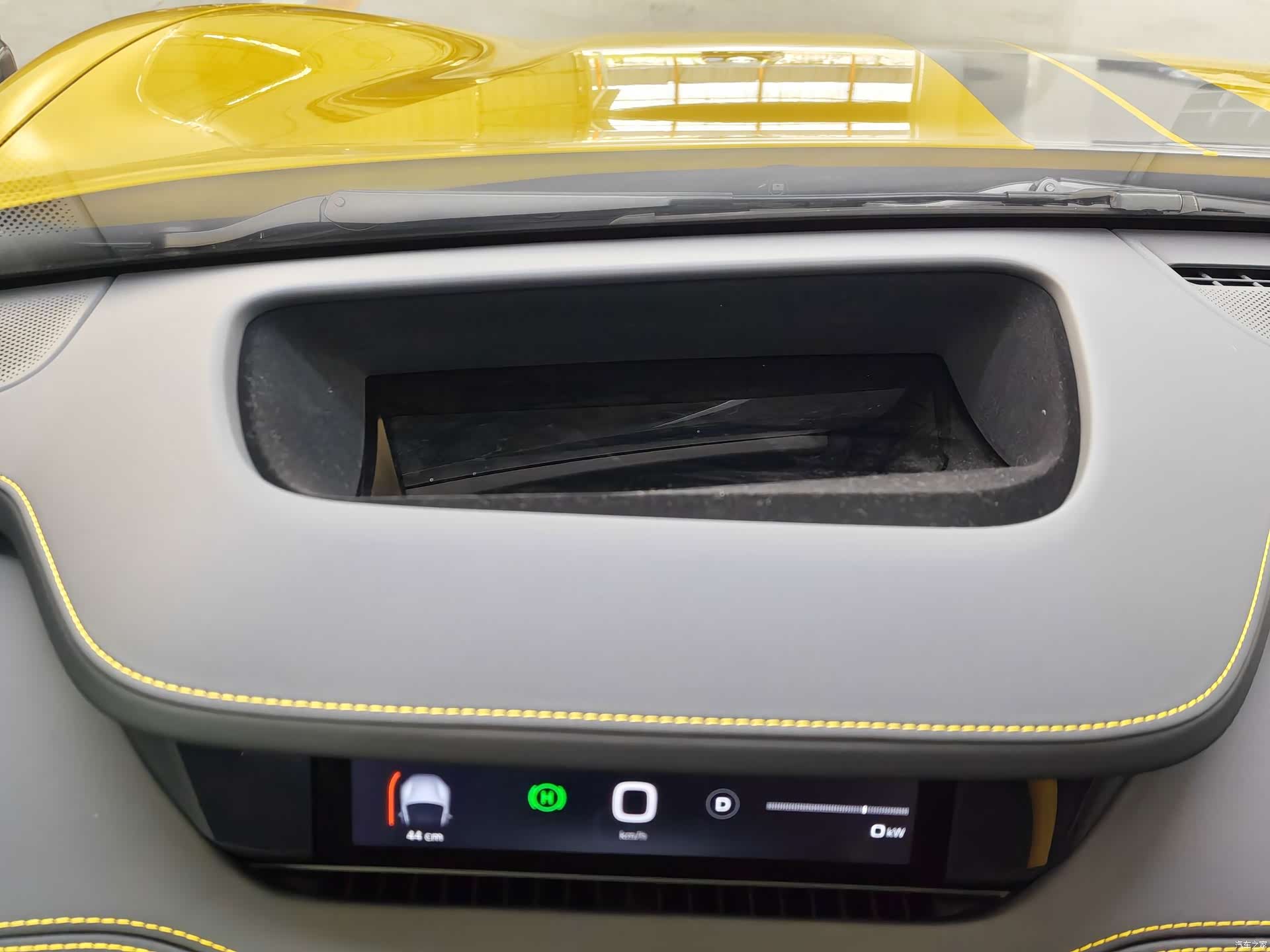 Xiaomi SU7, 2025 27