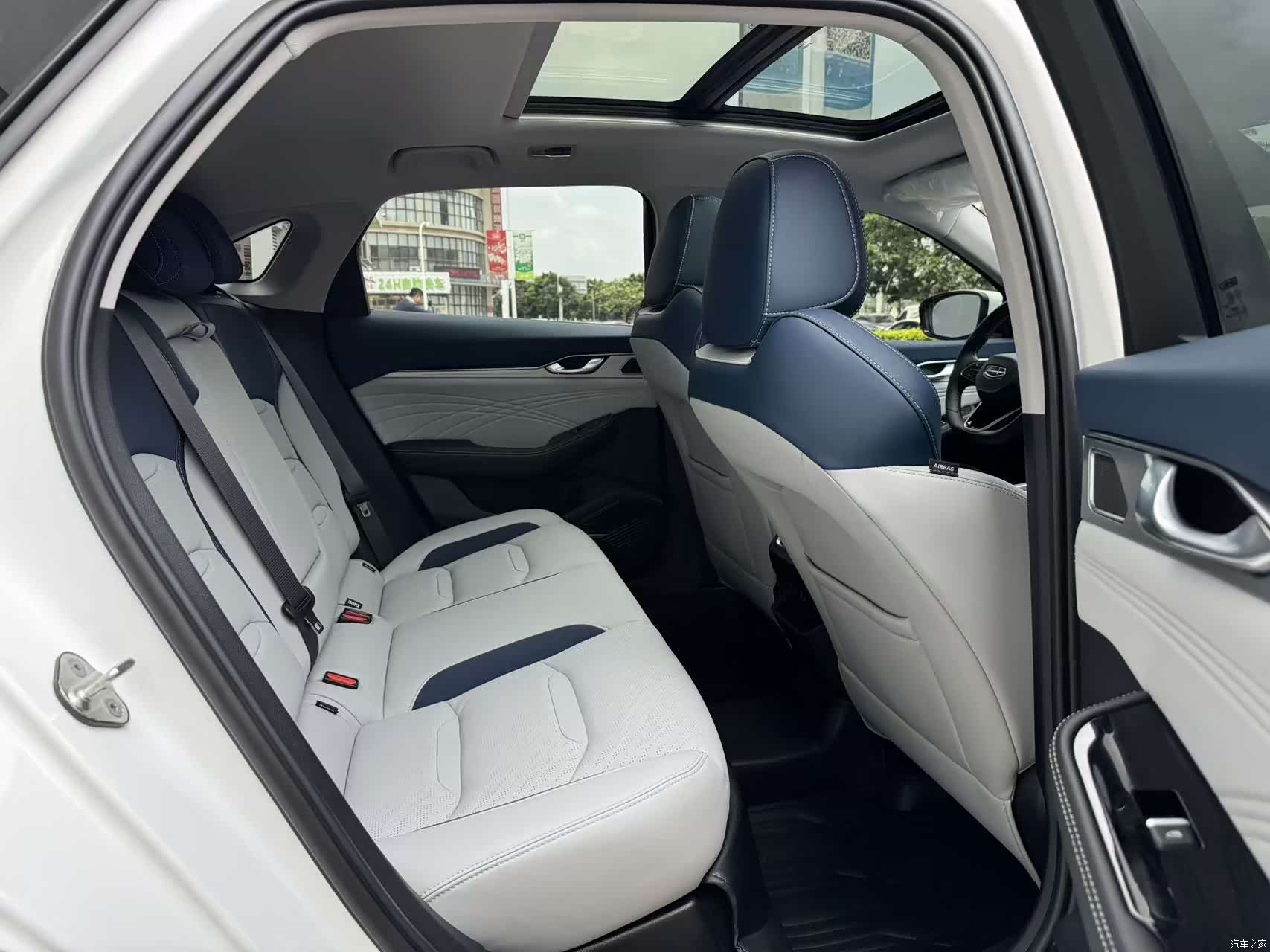 Geely Preface, 2023 17