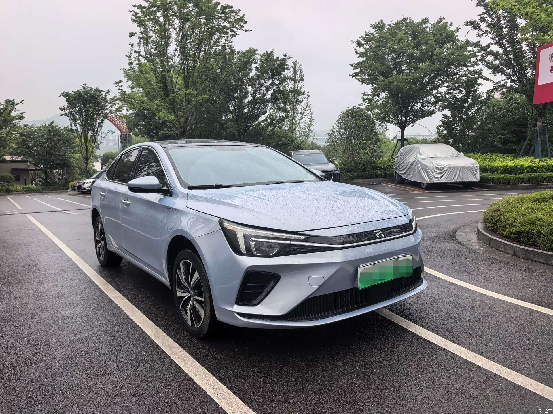 Rising Auto ER6, 2022 3