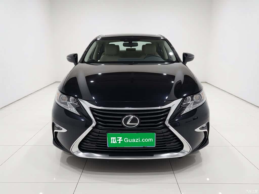 Lexus ES, 2017 24