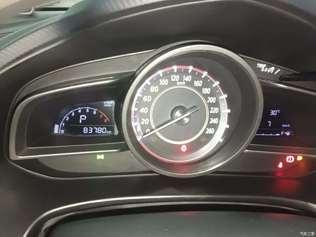 Mazda Mazda3, 2017 12