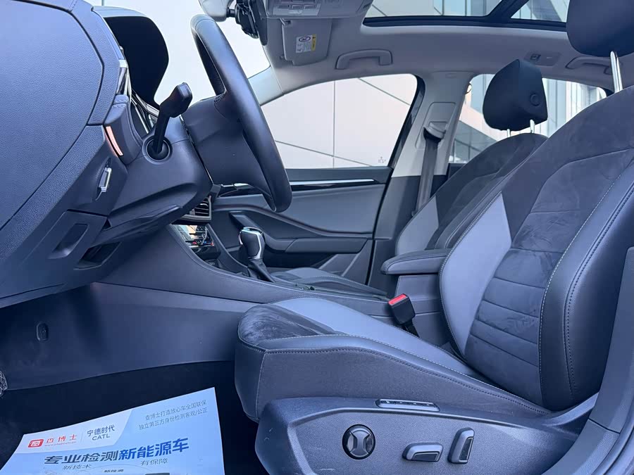 Volkswagen Sagitar 2022, фото 7
