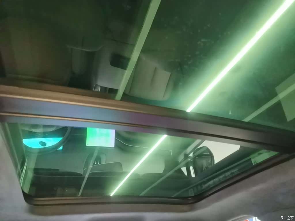 NIO ES8, 2023 18