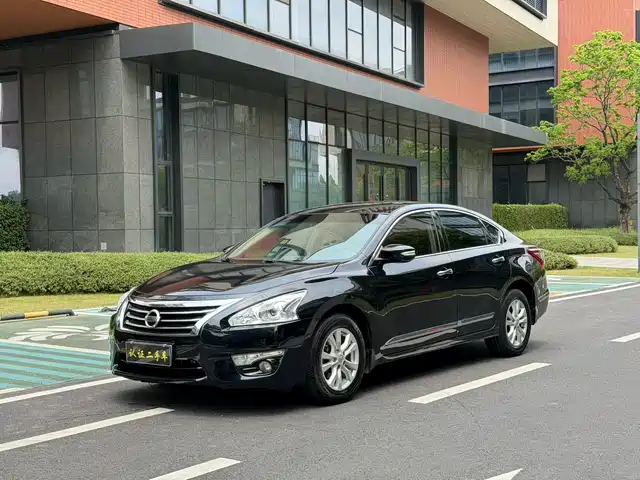 Nissan Altima 2016 — купить из Китая под заказ