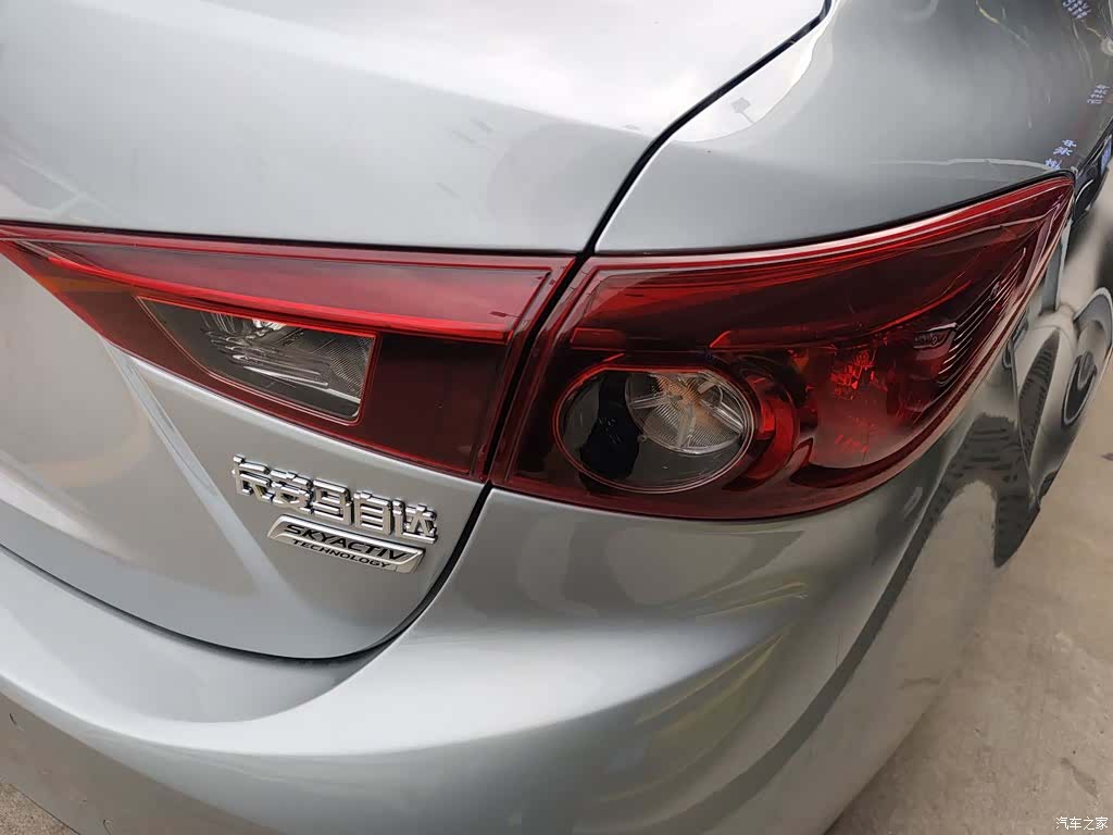 Mazda Mazda3, 2019 19