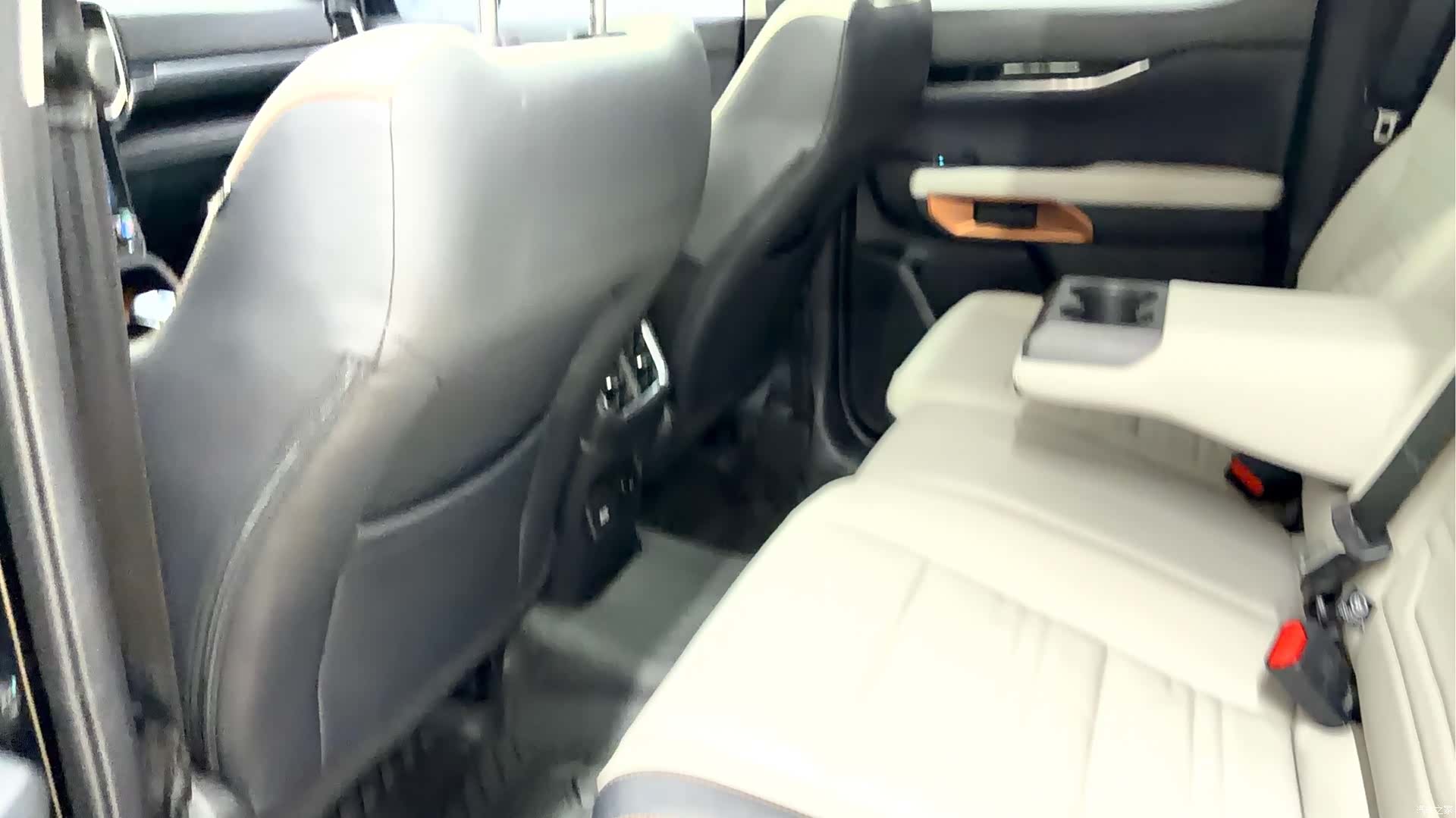 Ford Ranger, 2024 14