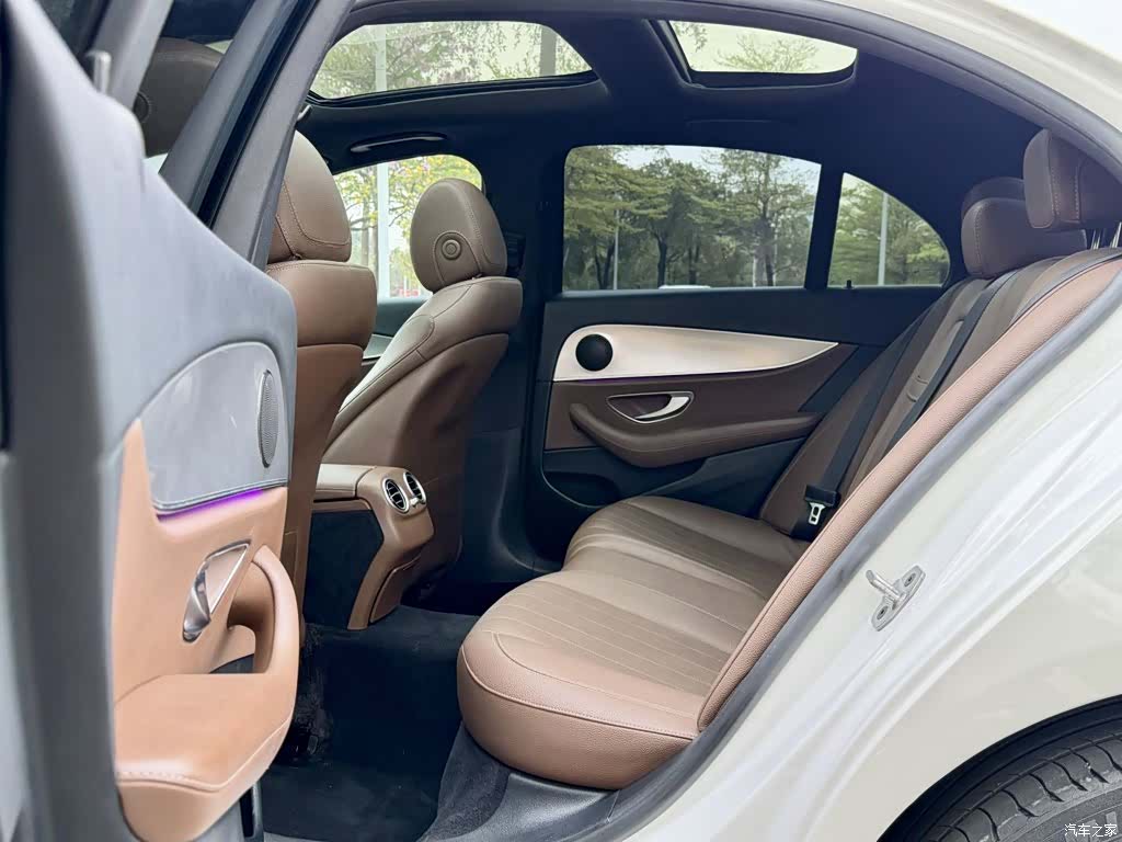 Mercedes-Benz E-Class, 2021 15