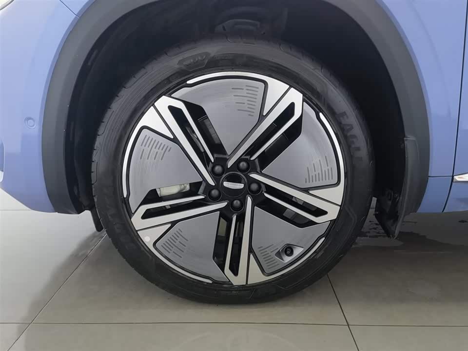 Geely Monjaro plug-in-hybrid