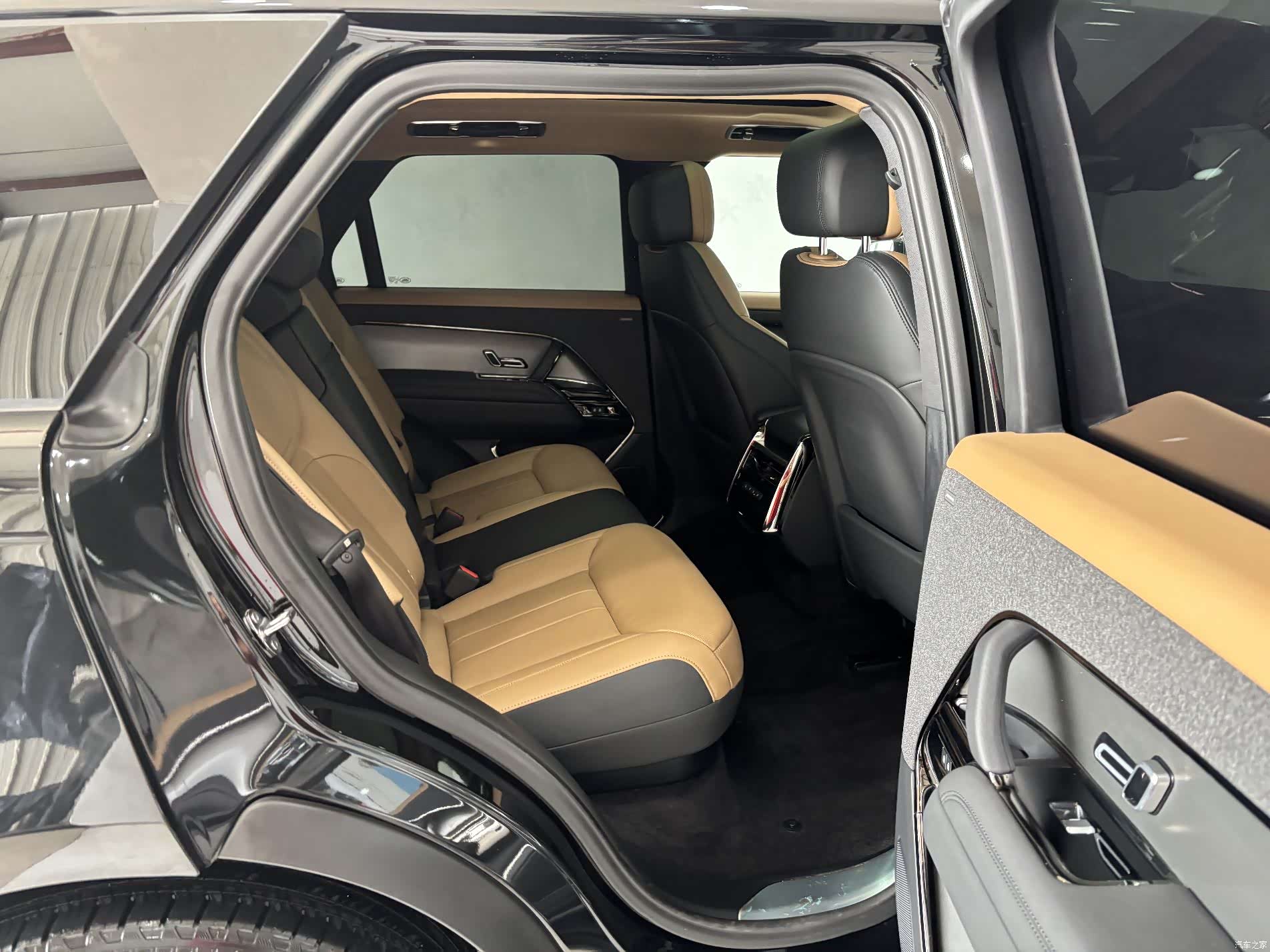 Land Rover Range Rover, 2024 23