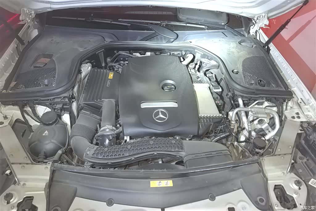 Mercedes-Benz E-Class, 2018 10