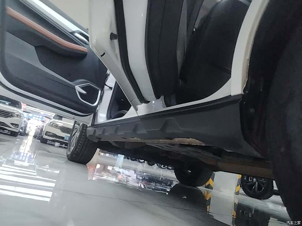 Geely X6, 2020 21