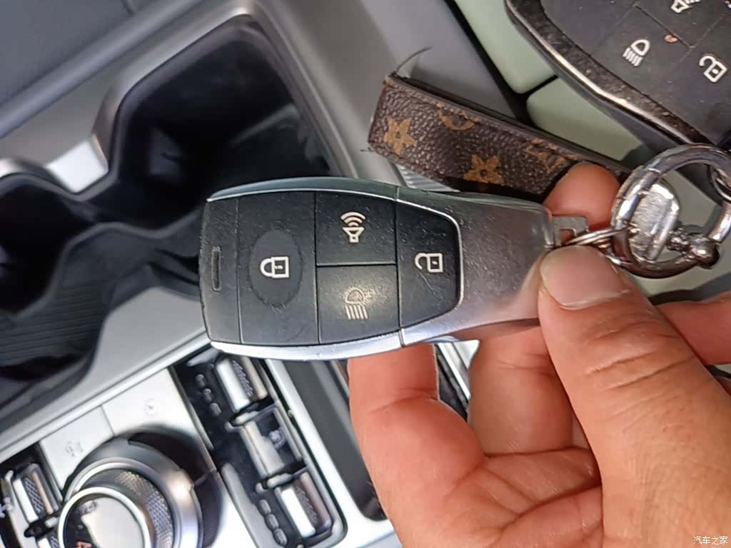 BAIC BJ40, 2025 17