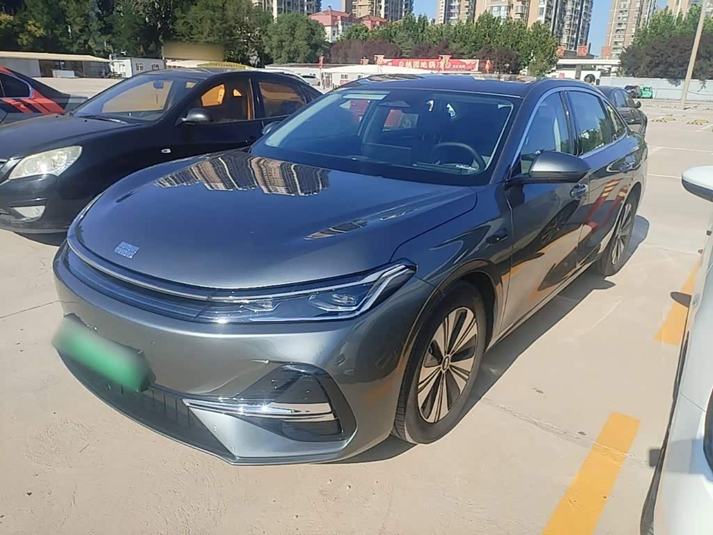 Geely Galaxy A7 EM