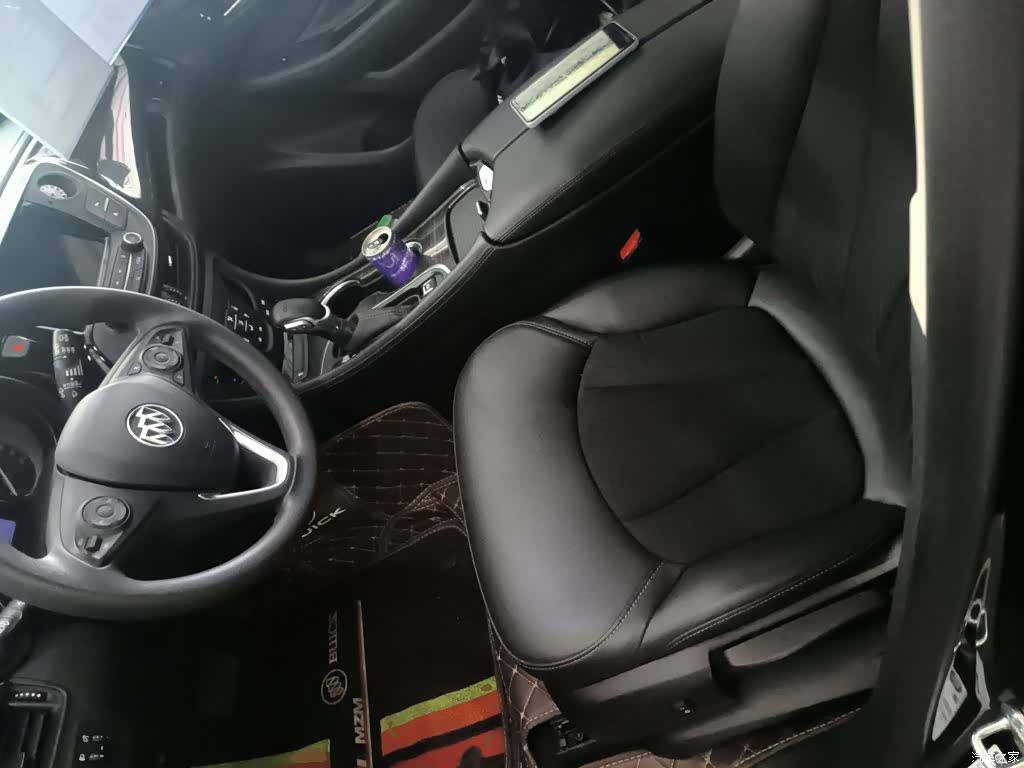 Buick Envision Plus, 2021 7
