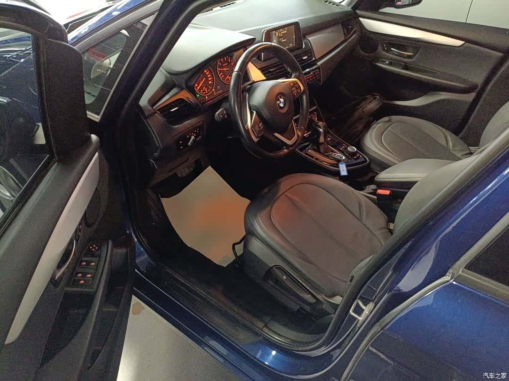 BMW 2 Series, 2017 16
