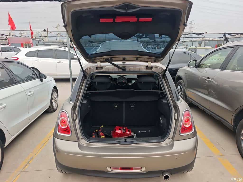 Mini ONE, 2014 10