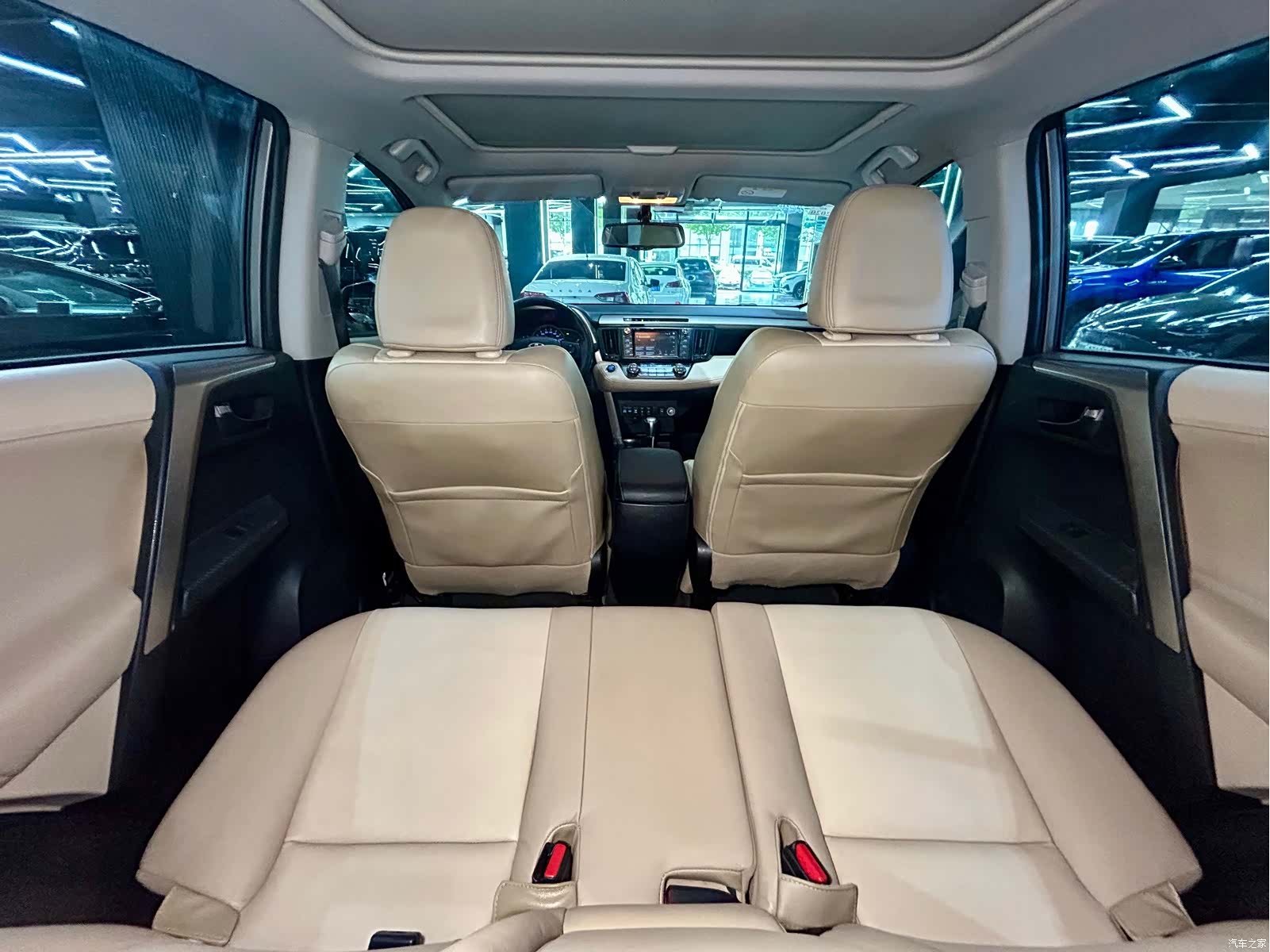 Toyota RAV4, 2016 28