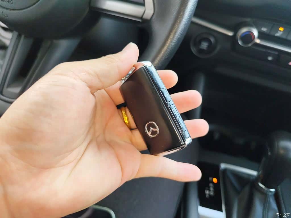 Mazda Mazda3, 2020 17