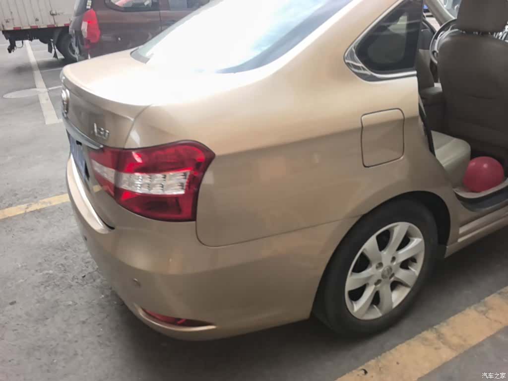 DongFeng A60, 2015 7
