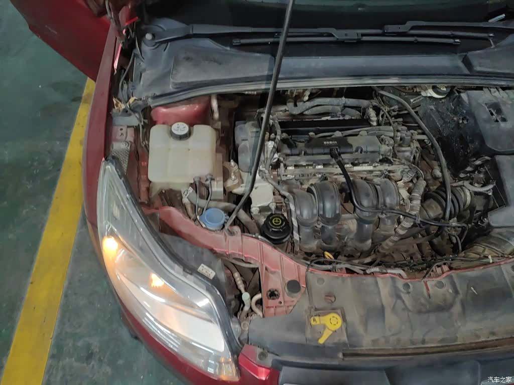 Ford Focus, 2014 21