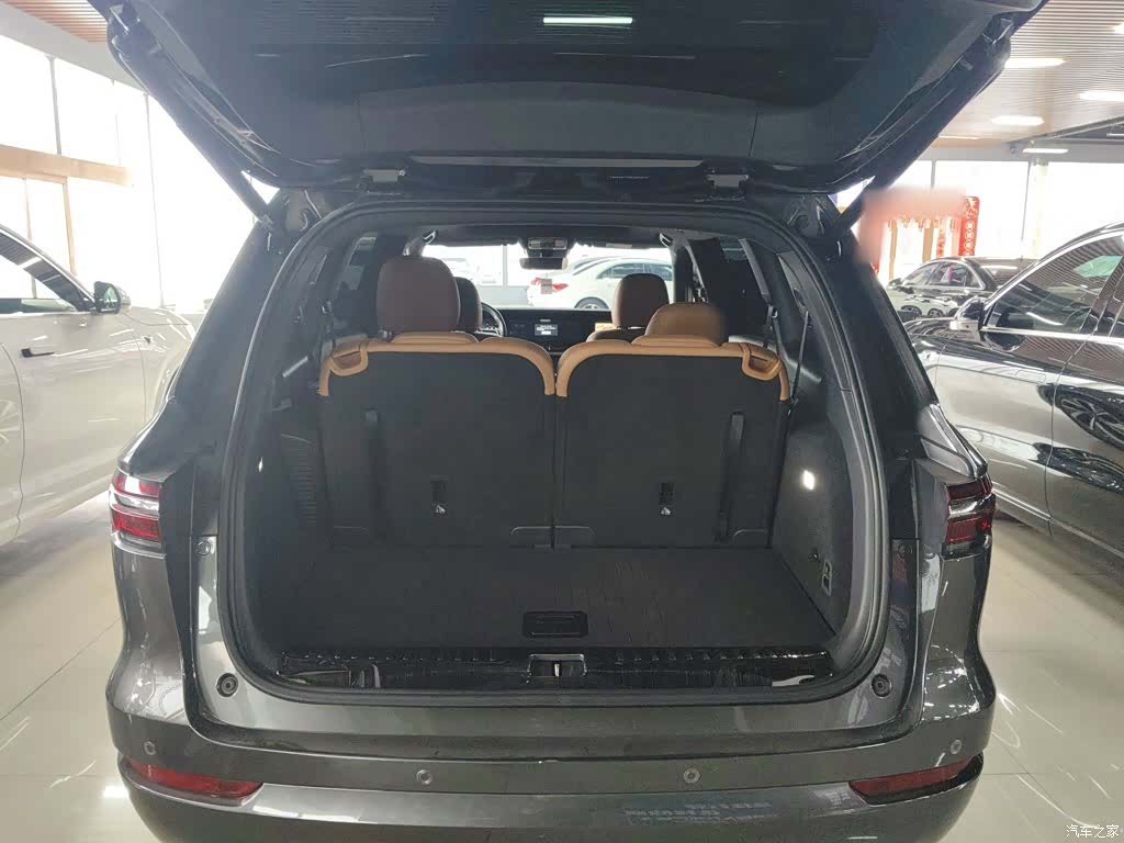 Li Auto ONE, 2022 15