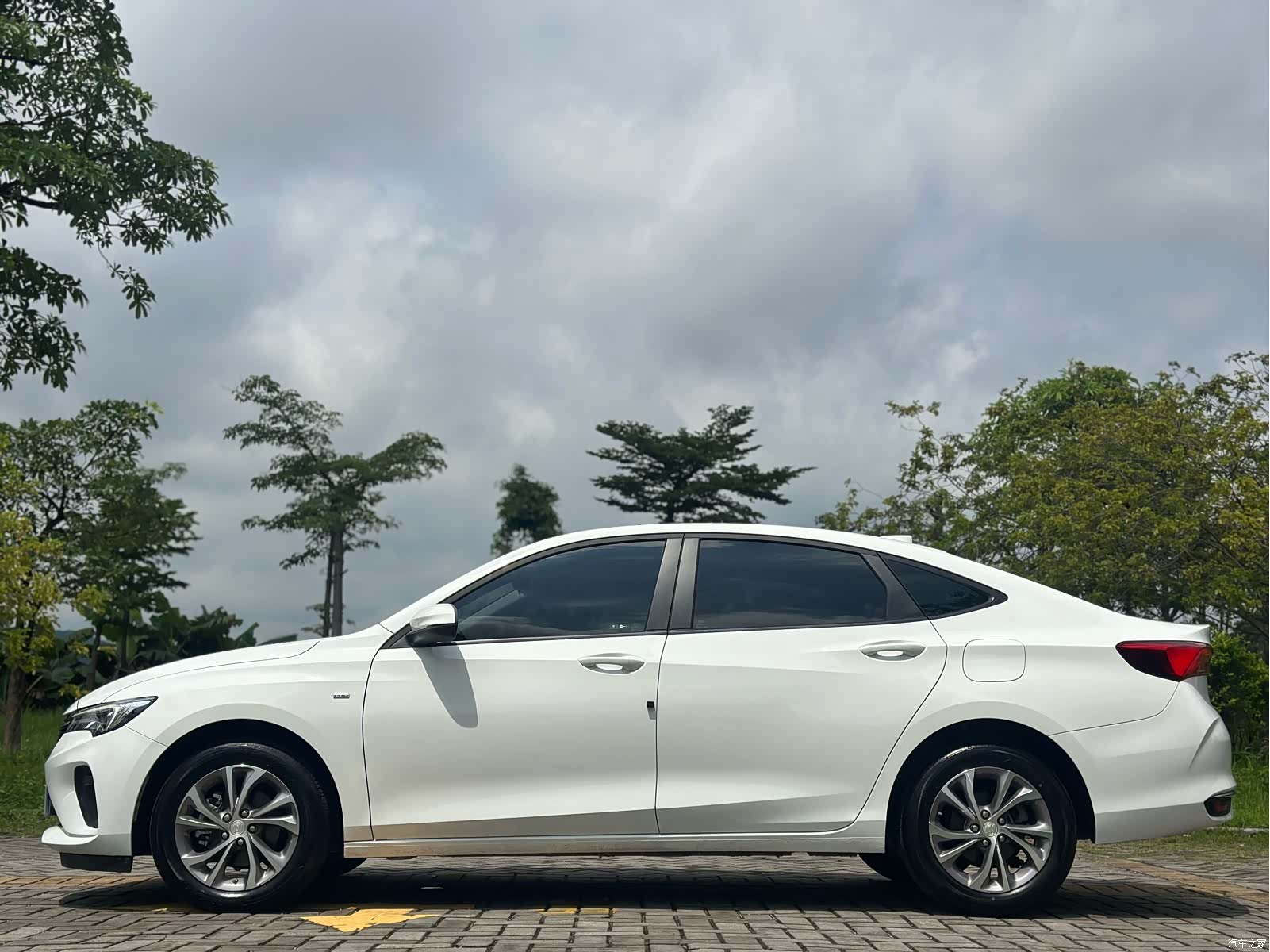 Buick Verano, 2024 10