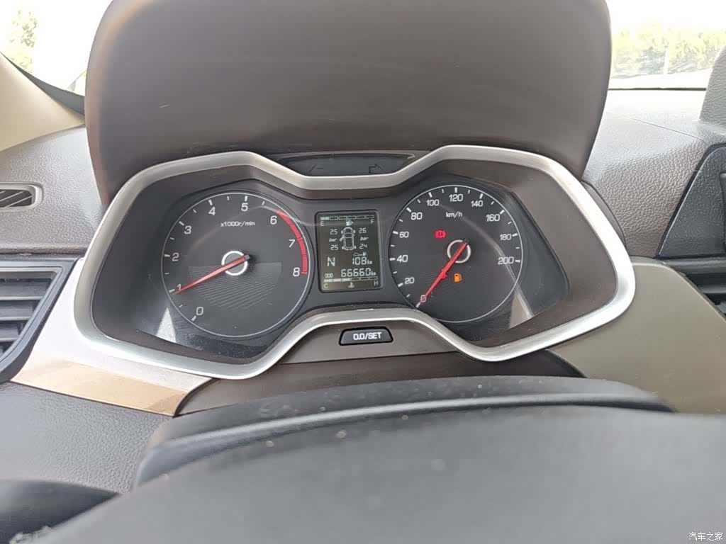 Wuling 310W, 2020 12