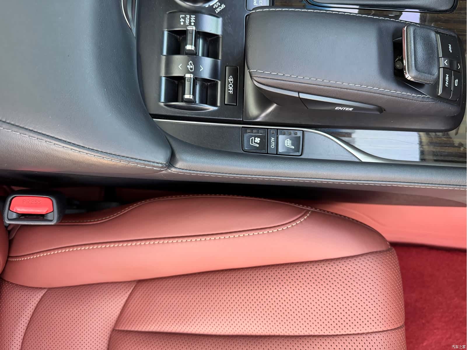 Lexus LX, 2019 16