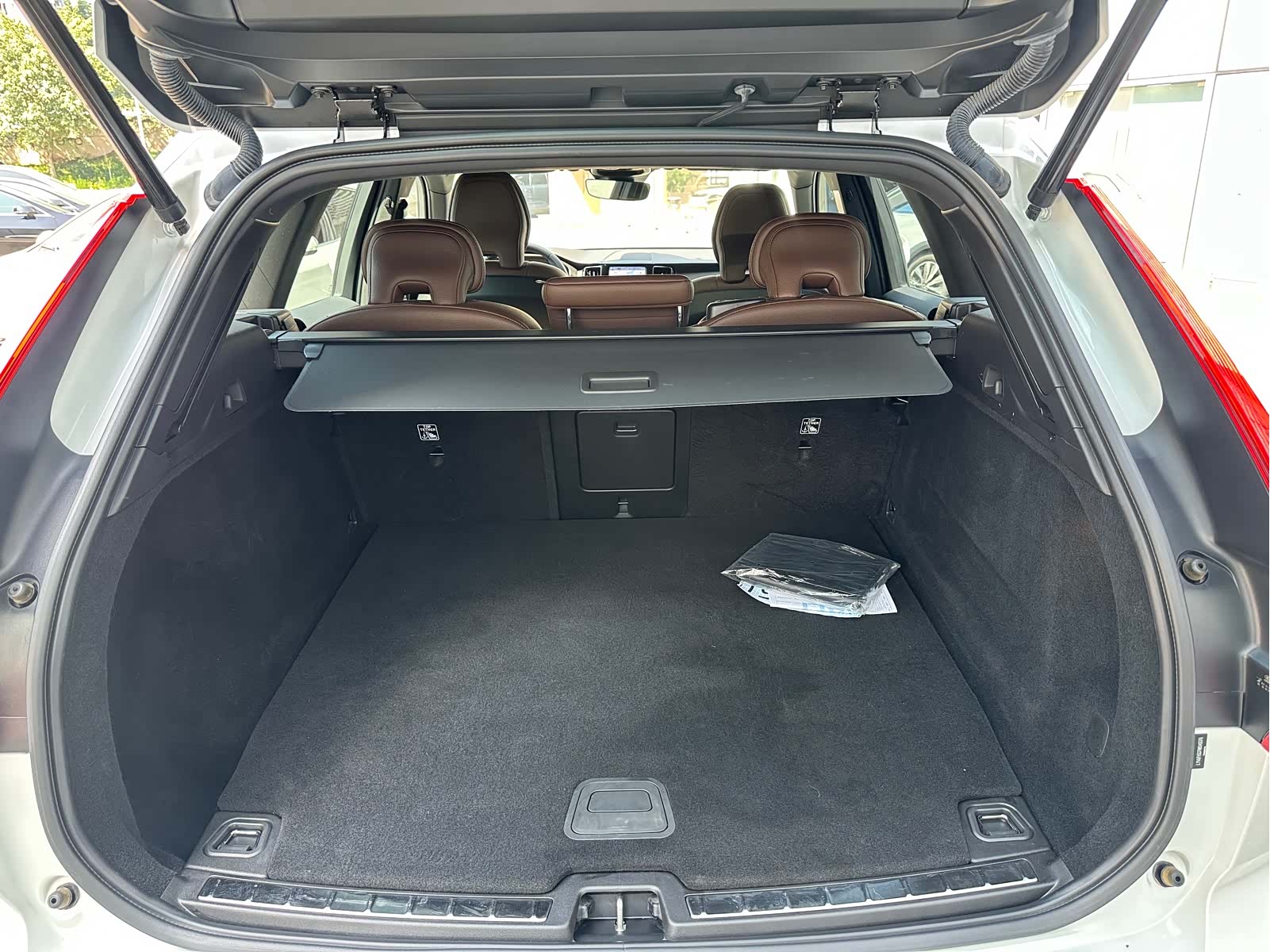 Volvo XC60, 2023 17