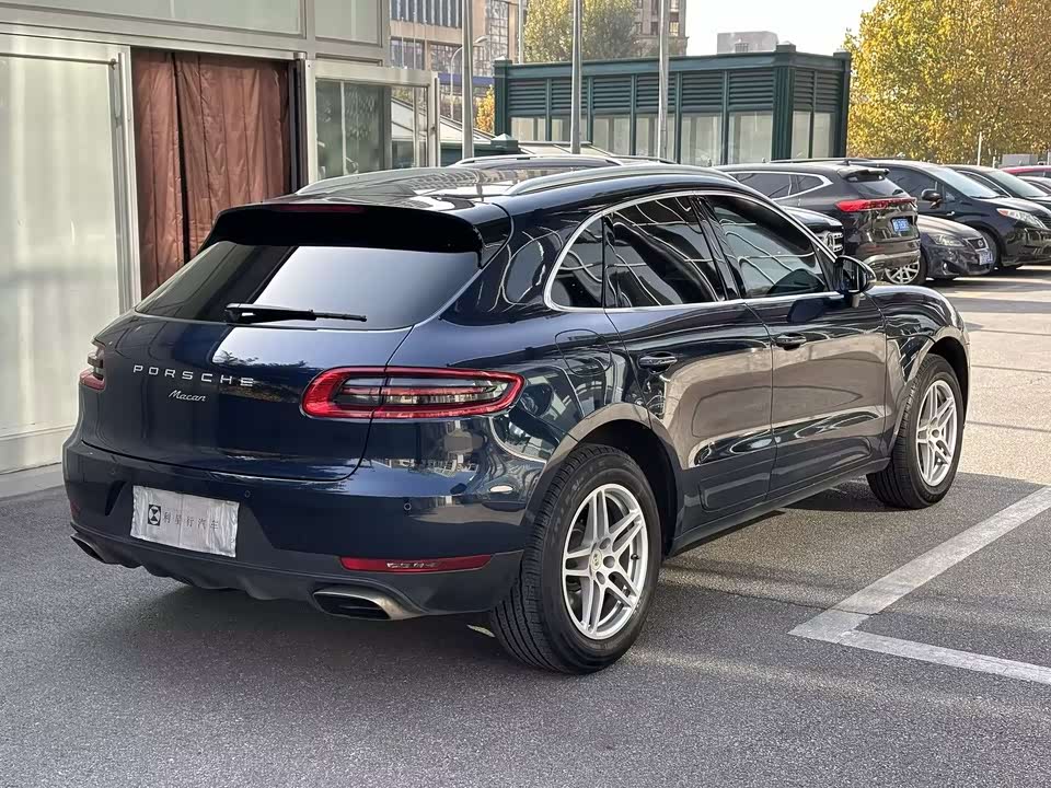 Porsche Macan