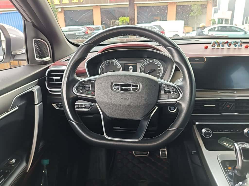 Geely Coolray, 2021 8