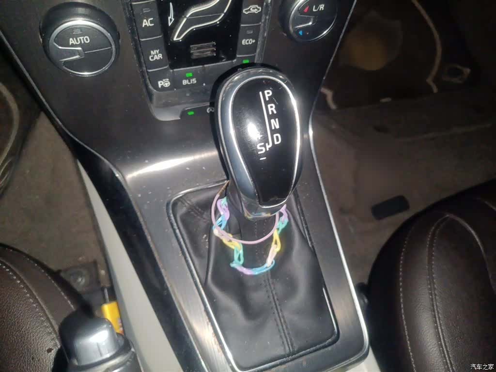 Volvo V40, 2016 7