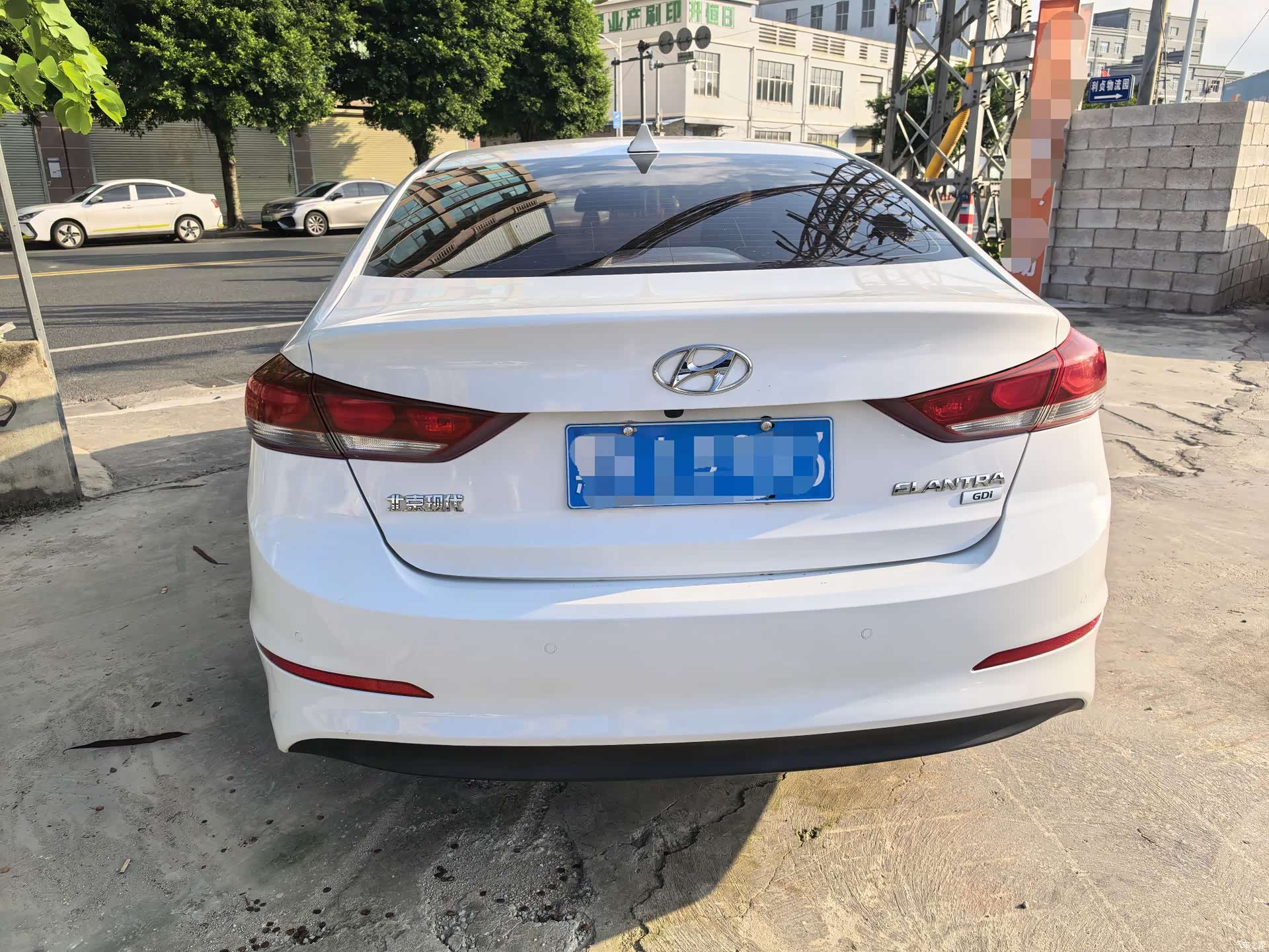Hyundai 15, 2019 13