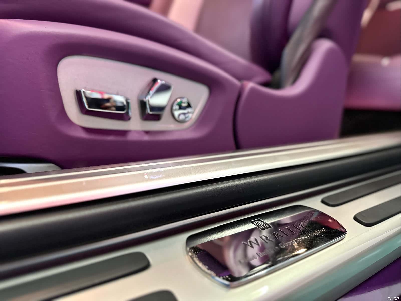 Rolls-Royce Wraith, 2021 11
